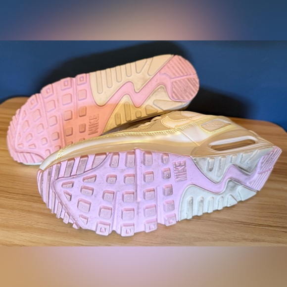 Nike Air Max 90 "Light Orewood Brown" Women’s Size 10 – Excellent Condition - Picture 5 of 6